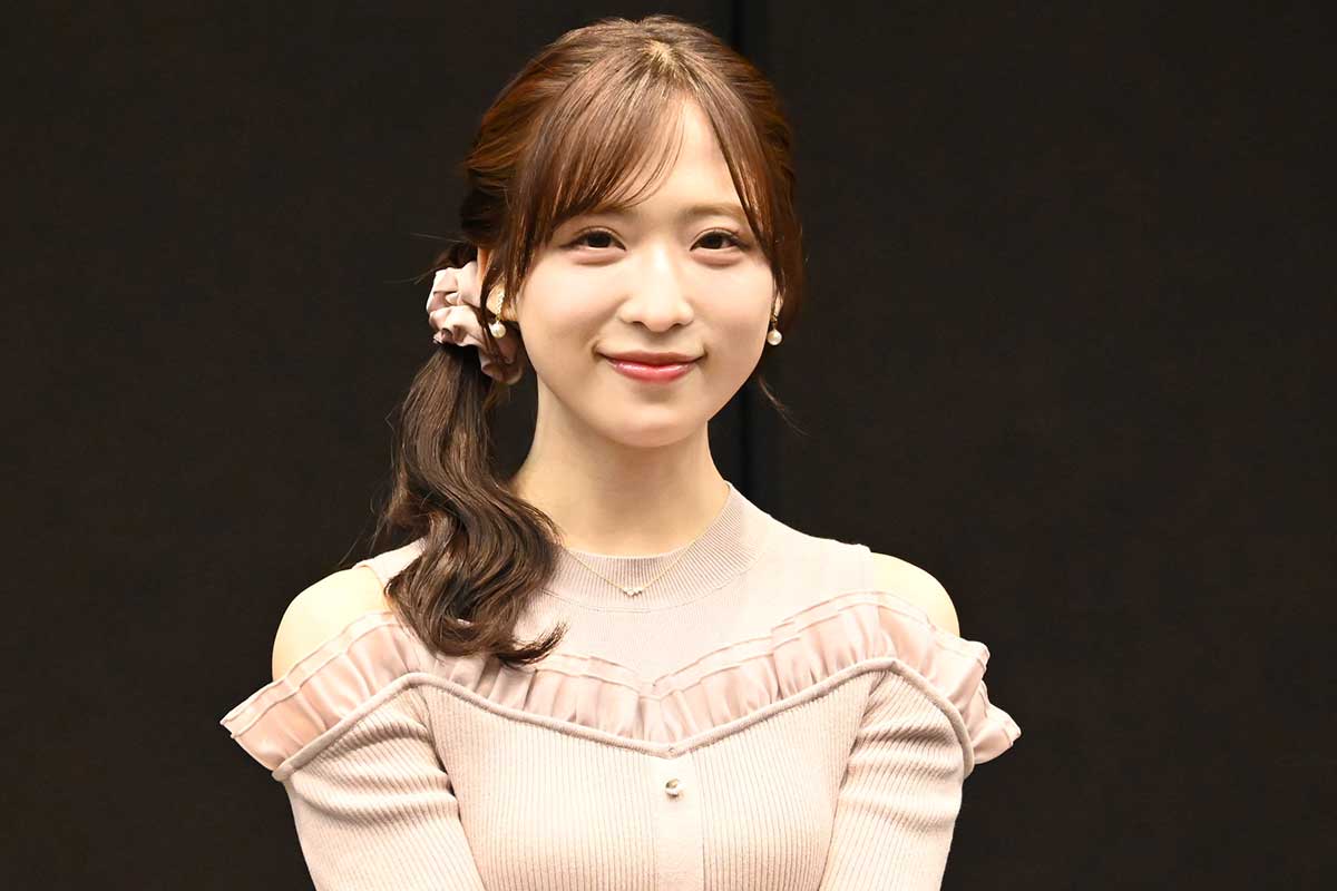 記者会見に登壇したAKB48の小栗有以【写真：ENCOUNT編集部】