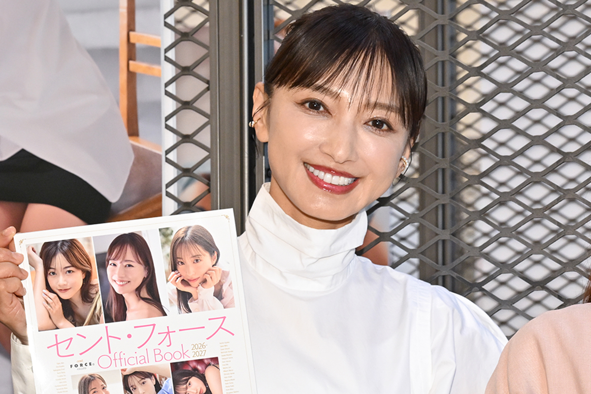 望月理恵「ギリギリラインを攻めてみました」　オフィシャルブックで「スタイル良く見える写真」を意識