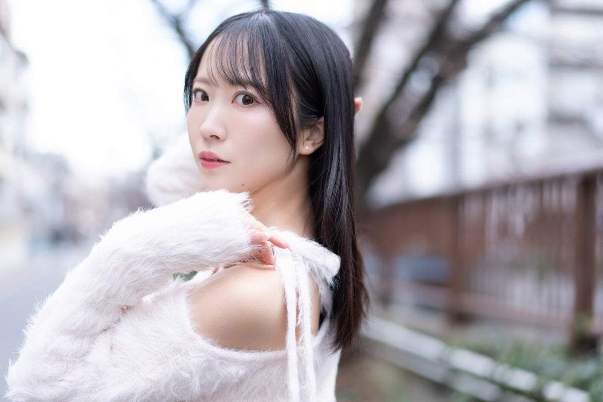 トップレースクイーン・根岸しおりの意外な過去　人前が苦手だった“芋女子”が趣味で始めたコスプレ