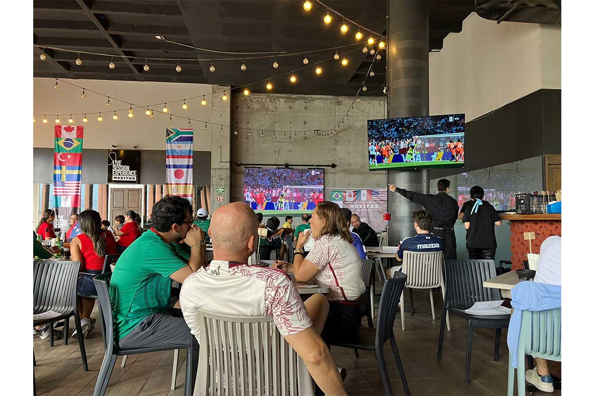 メキシコ・モンテレイの食堂風景【写真：本人提供】