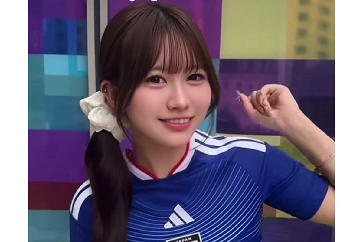 グラビアでも人気上昇　SUPER☆GiRLS・鎌田彩樺のぱつぱつ日本代表ユニ姿が反響拡大「超絶可愛い」「インパクト絶大」