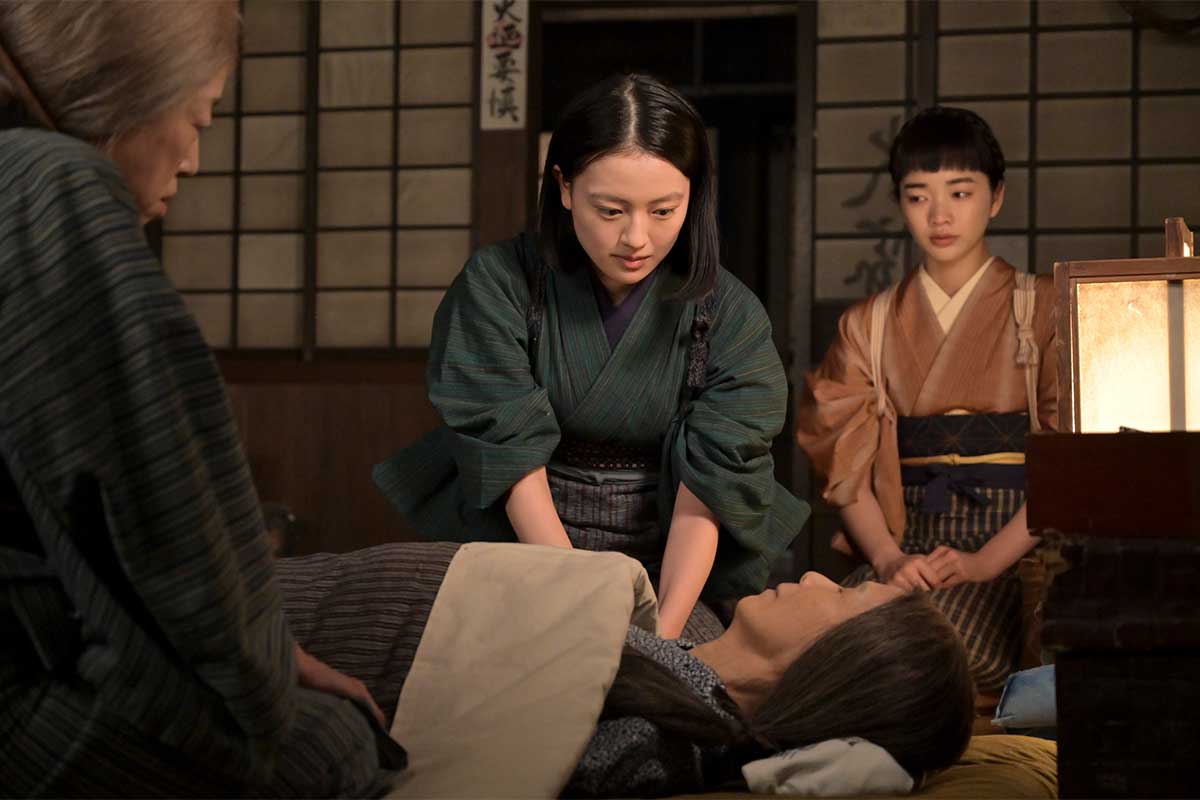 【風、薫る】丸山が夜、寝ているりんと直美に助け求めてやって来る