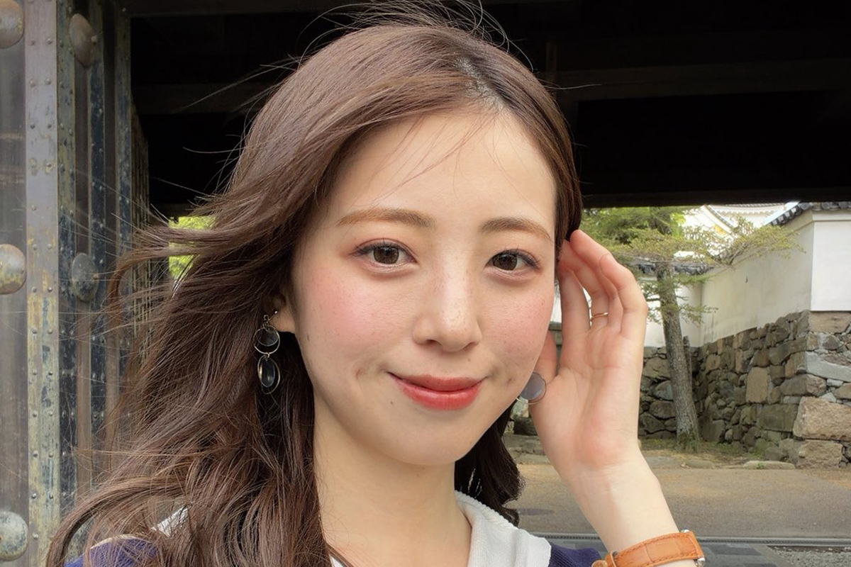 「免許写真でこんなに美人だなんて」　国際免許取得の竹内千景にネット驚き「二度見しちゃう」