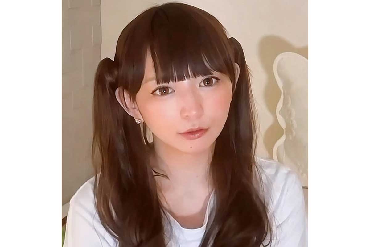 「え？本当に48歳？」整形なしの“天然美魔女”にネット騒然　「ごく普通の専業主婦です」謎に包まれた素顔とは