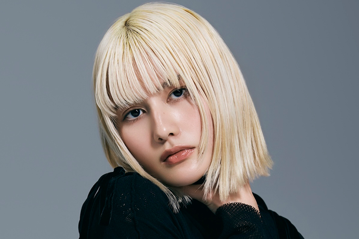 橋本愛【写真：矢口亨】