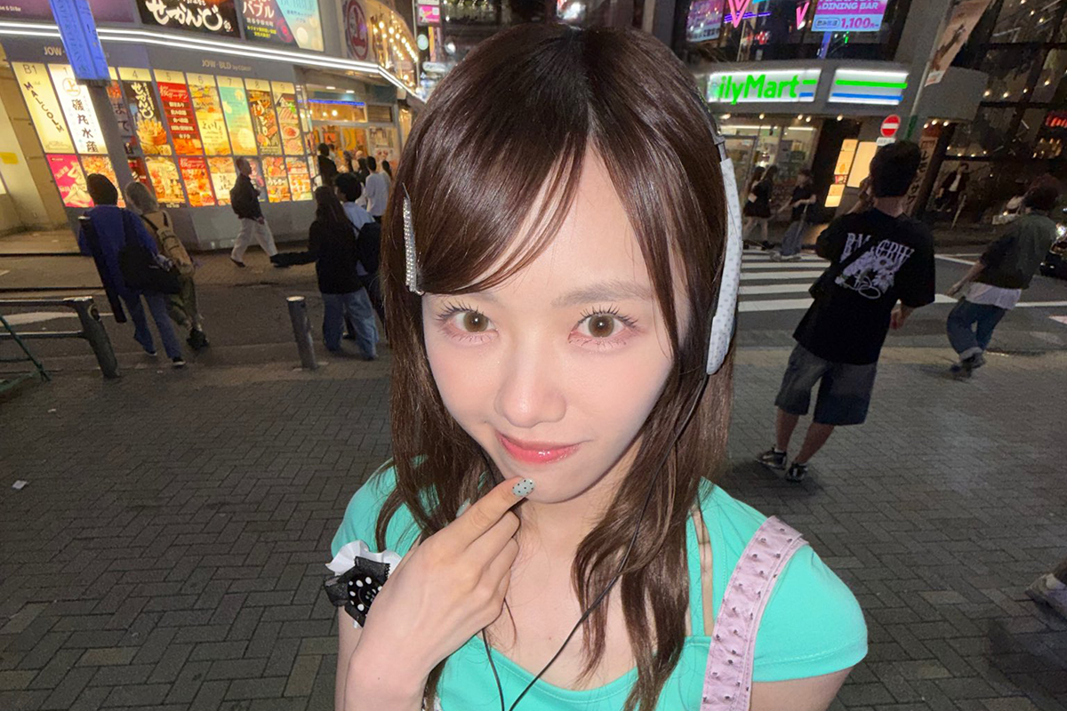 加藤心、ショーパン最新姿に「顔変わった？」「5度見しちゃう」「脚長っっっ！」とファン注目