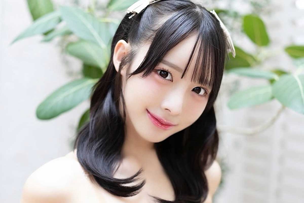 グラビア話題の七海りお、ぴたぴたニット姿に反響「美しい女神」「ラインが綺麗」