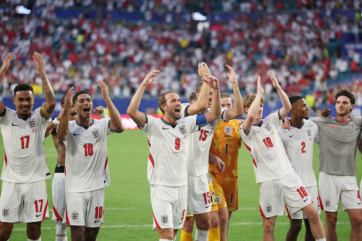W杯イングランド戦、中継に“大御所”チラり　「いつまでも若い」「立ち見？」とネットざわつく…82歳ミック・ジャガーが観戦