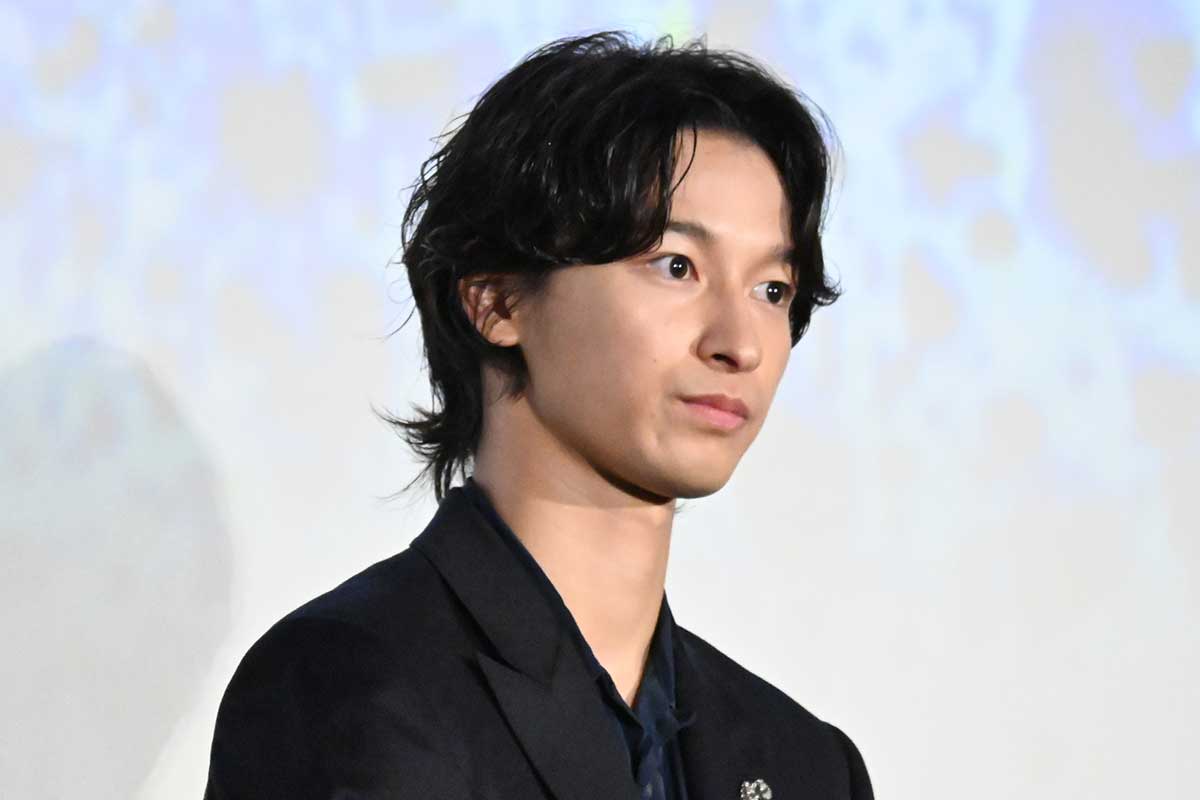富本惣昭、『ブルーロック』イベントで「僕の顔を覚えて帰って」　主演・高橋文哉からは愛爆発「本当にかわいい」