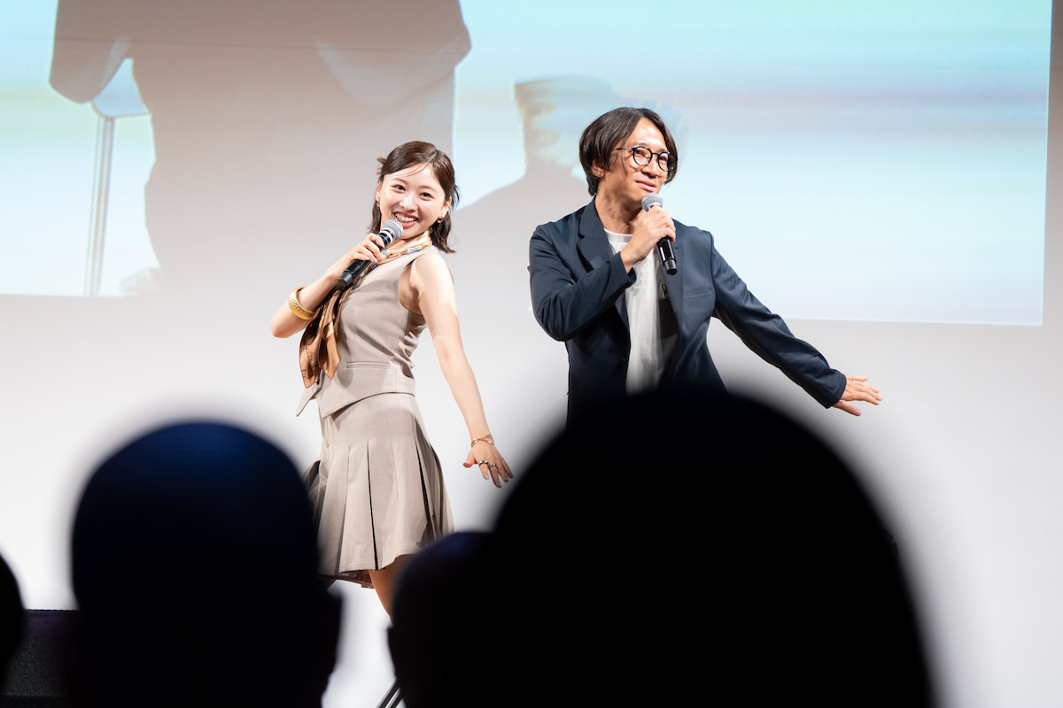 MCを務めたどきどきキャンプ・佐藤満春(右)【写真:増田美咲】