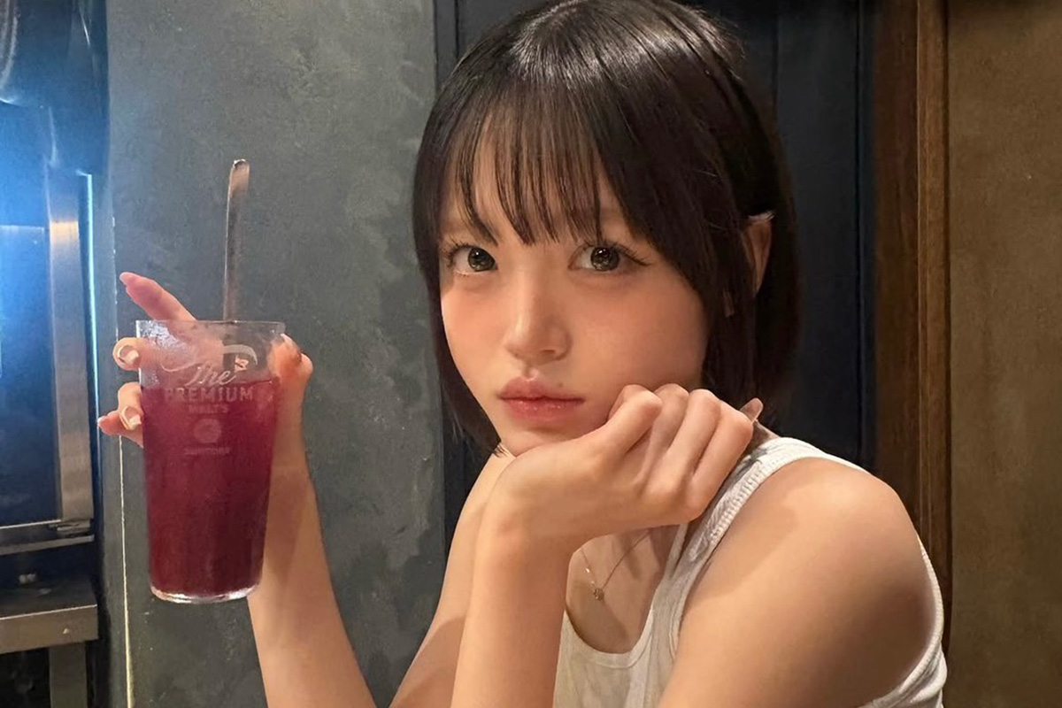 “初見キラー”で人気のSOYO、へそ出しショットにネット注目「私服なの、マジ!?」「デレデレしてしまう」