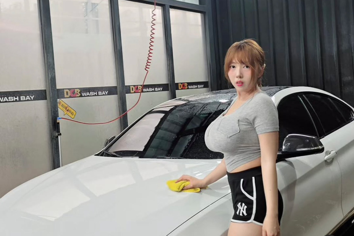 異色の経歴＆日本初グラビアで話題　韓国人インフルエンサー・ベルちゃんのぱつぱつシャツ姿に驚きの声「衝撃」「AIではないかと…」