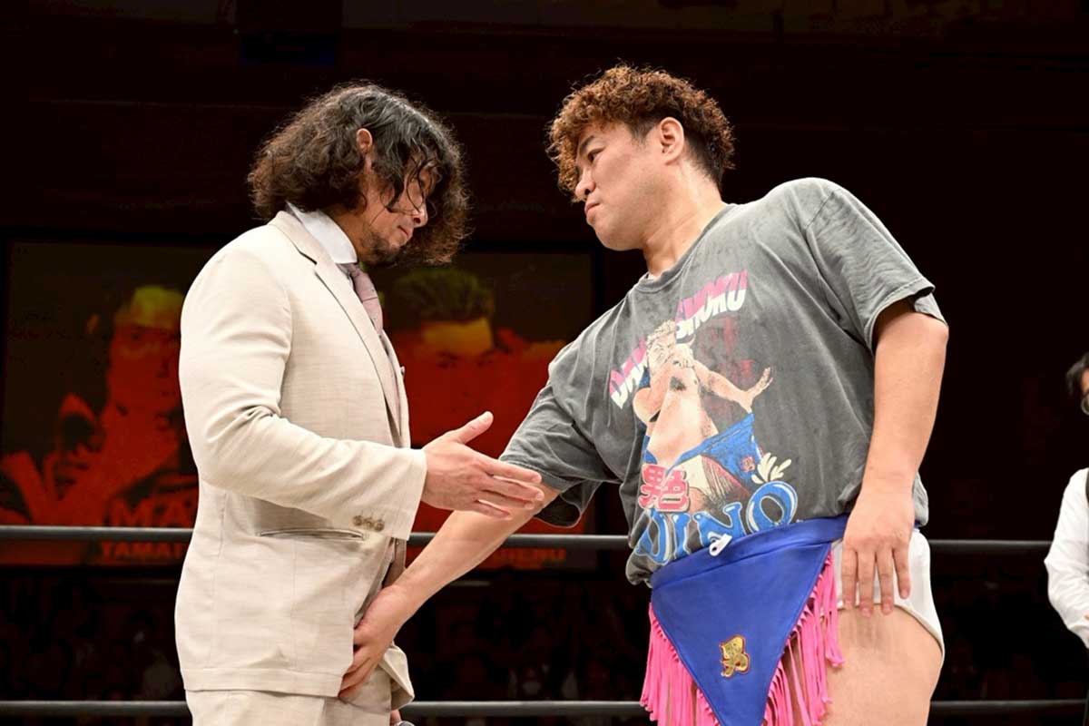 YAMATO(左)との初対決はどうなるのか【写真:(C)DDTプロレスリング】