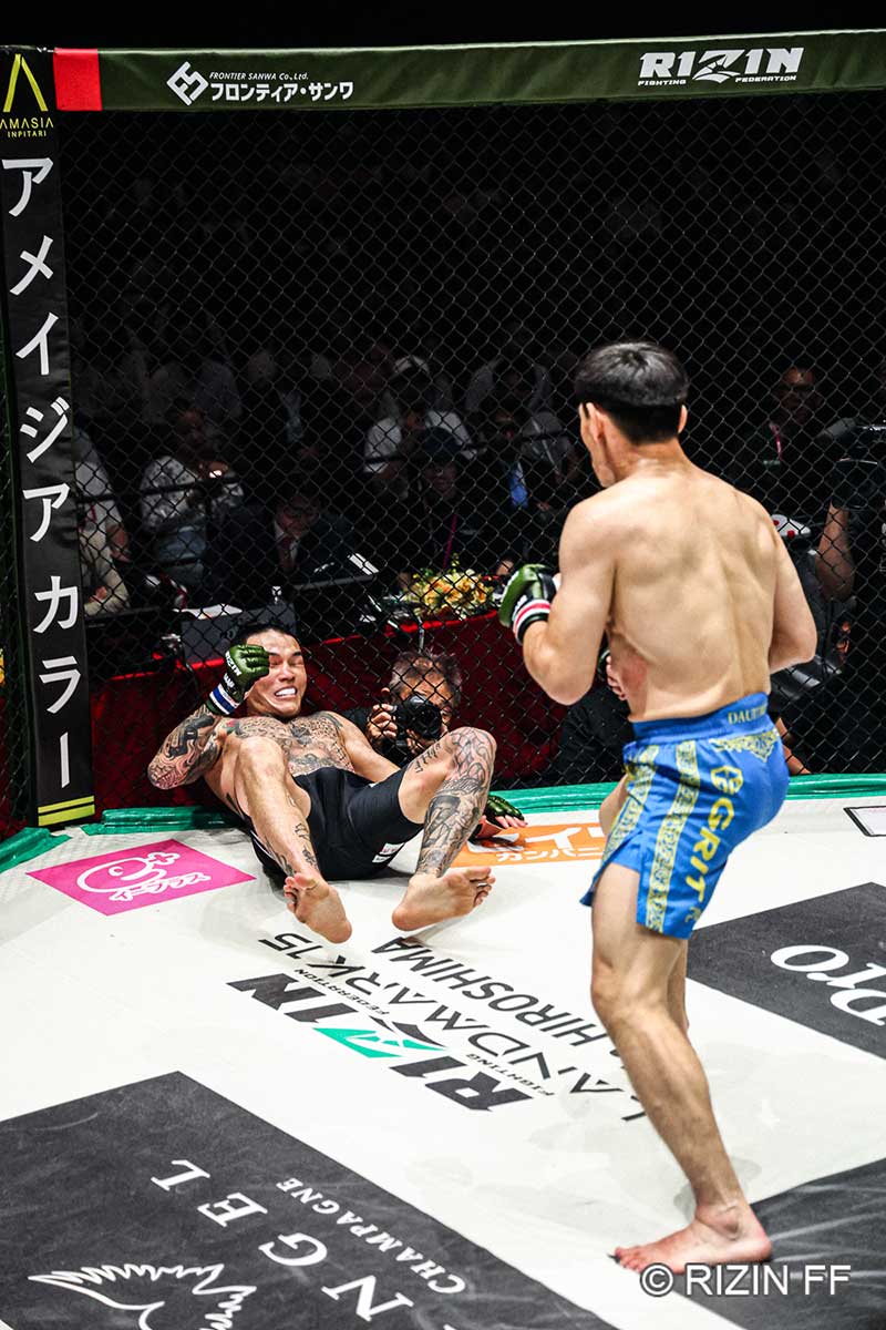 TKO負けを喫した萩原京平【写真：(C)RIZIN FF】