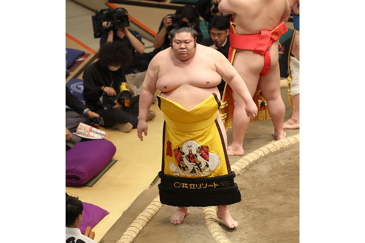 引退から4か月で210kg→160kg　激変した元人気力士に「イケメンになってる」「オシャレでかっこいい」驚きの声
