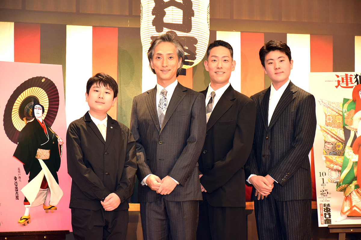 会見に出席した中村長三郎、中村七之助、中村勘九郎、中村勘太郎（左から）【写真：ENCOUNT編集部】