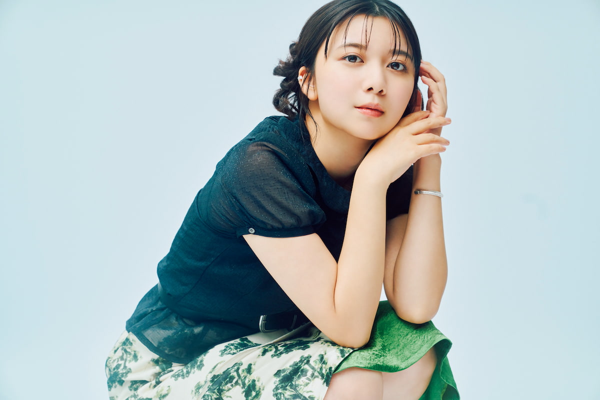 adieu（上白石萌歌）が語った言葉と丁寧に向き合う理由　歌詞を書き写す習慣、SNS発信への真摯な思い