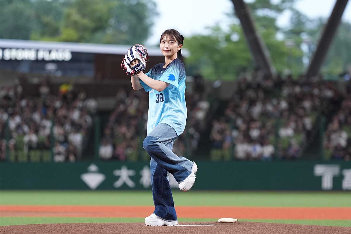 miwa、背番号38のユニホーム姿で西武戦の始球式に登板　ノーバン届かず悔しげ「めっちゃ緊張して力んじゃいました」
