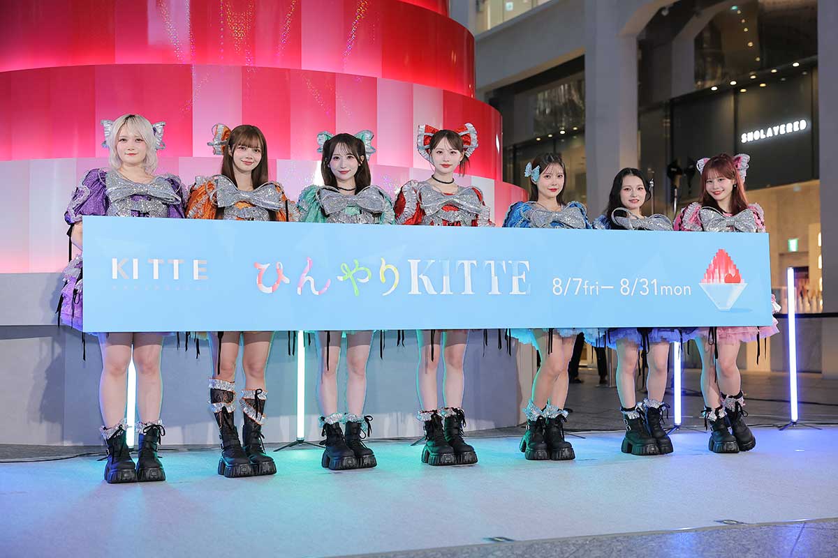 オープニングセレモニーに登壇したCANDY TUNE【写真:ENCOUNT編集部】