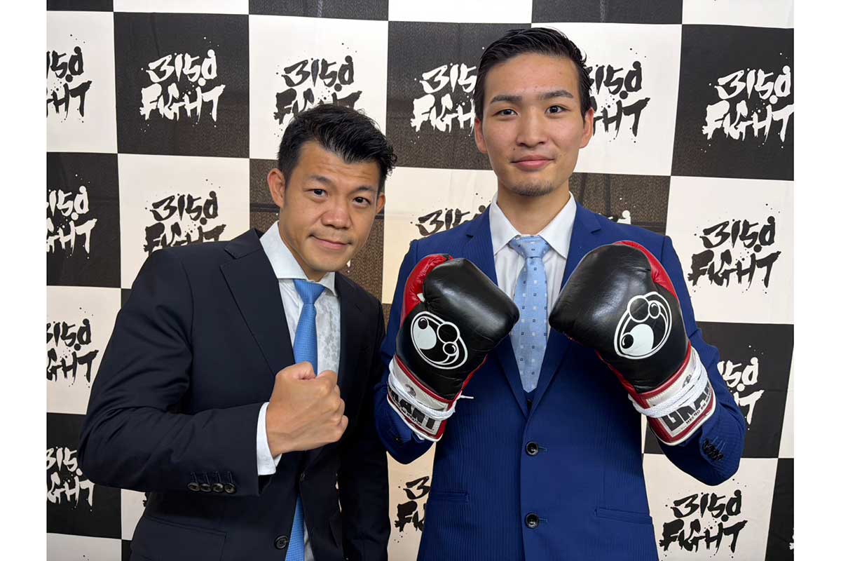記者会見に出席した亀田興毅ファウンダー(左)、丸元大五郎