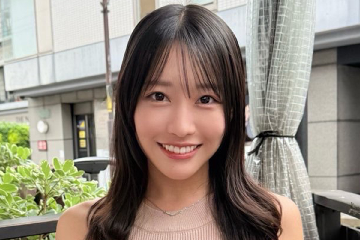 葵りんご、あざといタイトワンピにネット釘付け「これは反則」「街で見かけたら目立つ」