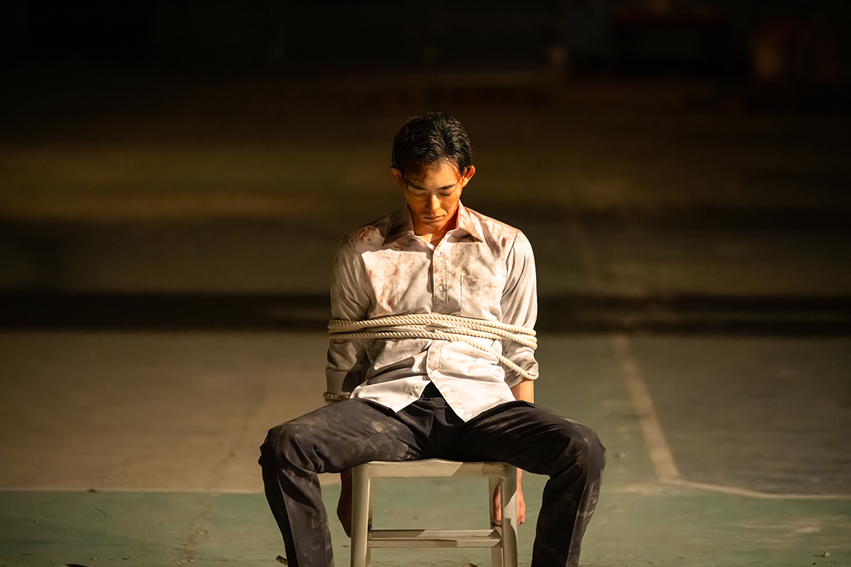【VIVANT】冤罪だった新庄、拘束シーン“全貌”に注目「拷問史上No.1の足の長さ」「危険な目にあってるのに後ろは…」