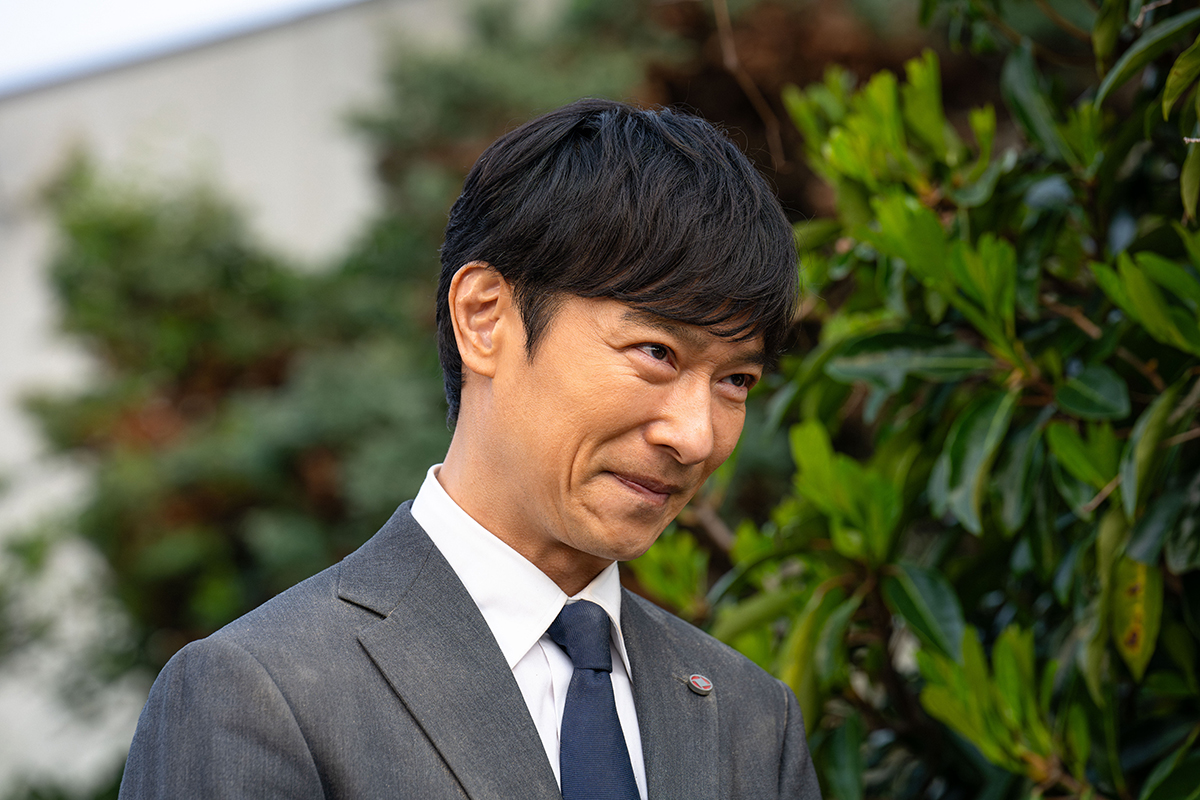 【VIVANT】「遂に野球界隈まで進出」堺雅人、拘束シーンの“決めゼリフ”が話題「これは使える！」