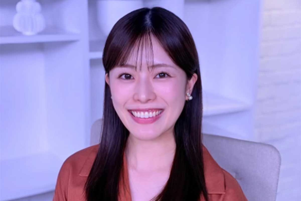 富山詠美「母校が甲子園へ」　観戦ショットに反響「綺麗！」「本当に素敵な笑顔」
