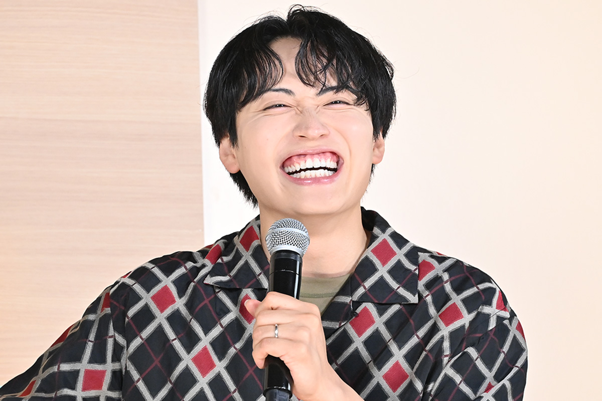 新婚のレインボー池田、肌が絶好調　小田切ヒロ絶賛「すごいです！」…左手薬指には結婚指輪キラリ