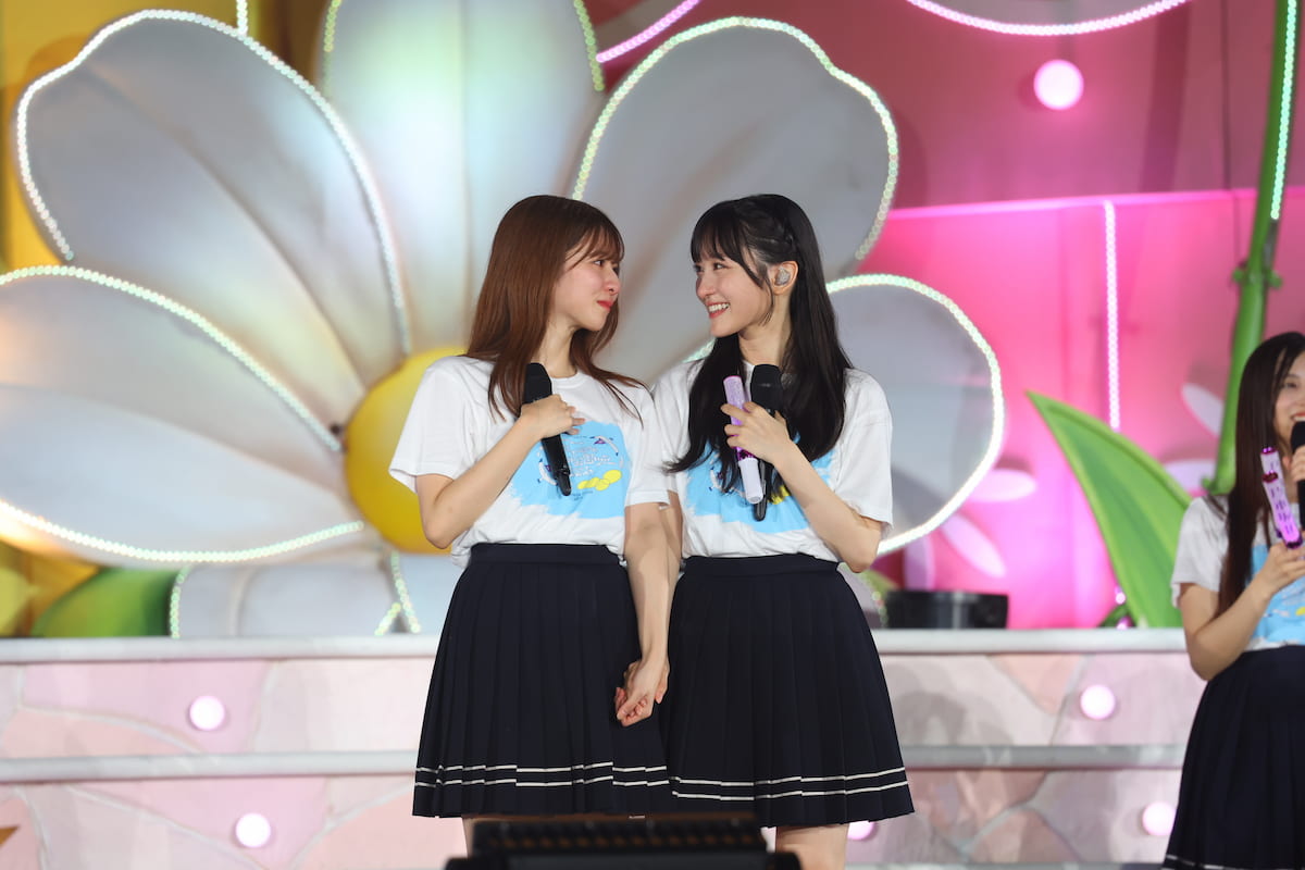 新キャプテン・菅原咲月(左)と一ノ瀬美空【写真:(C)乃木坂46LLC】