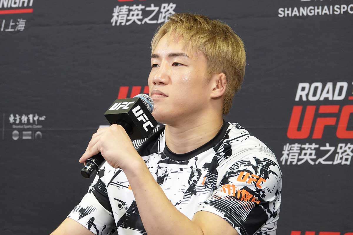 【UFC】「日本人は根性がある！」圧巻TKOの朝倉海、試合後に海外記者に語った“大和魂”