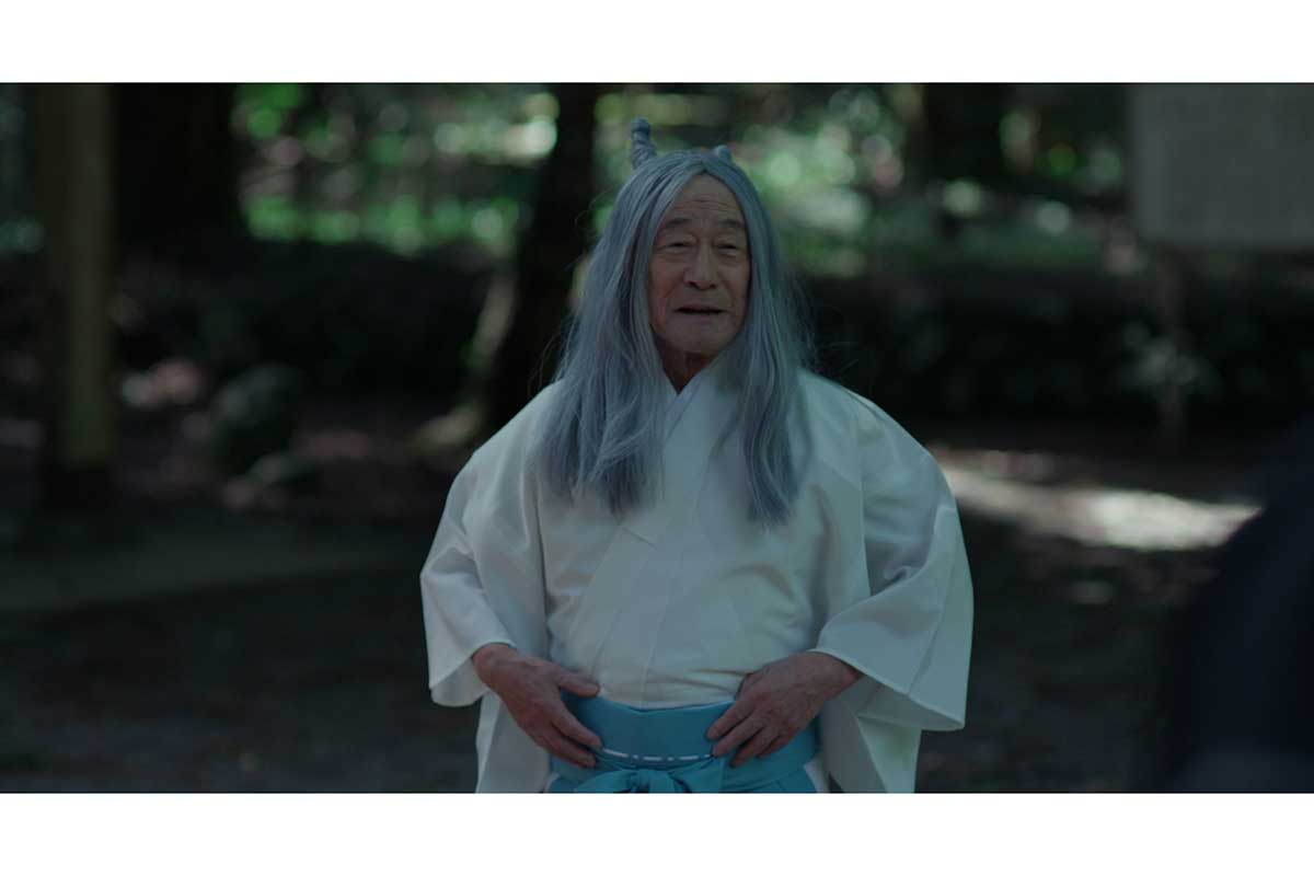 武田鉄矢、ABEMA『バカンスの法則』にサプライズ登場　命運を握る「龍神様」役