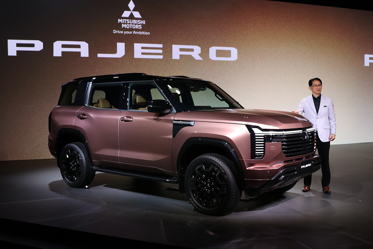 20年ぶりに全面刷新された新型「パジェロ」の堂々たる車体【写真:平木昌宏】