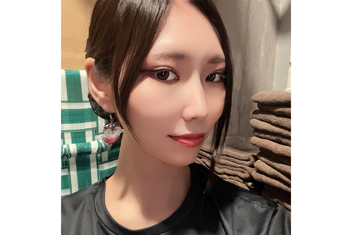 音羽美桜、“足長”プロポーションに衝撃「スタイル良すぎ」「かっこいい」