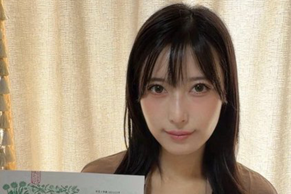 鷲見友美ジェナ、資格合格にネット仰天「ほんとに本名だったんですね」「これはおめでたすぎる」