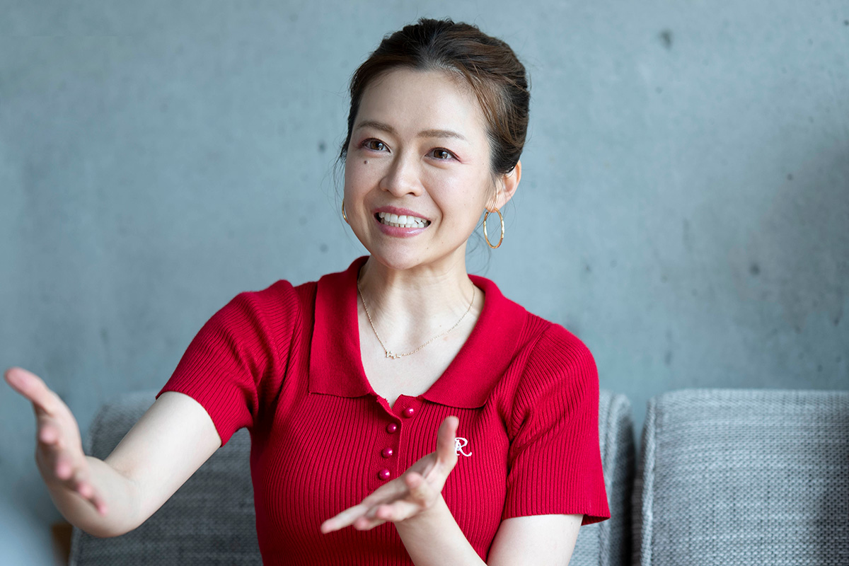 青木と対談する藤かんな【写真:増田美咲】