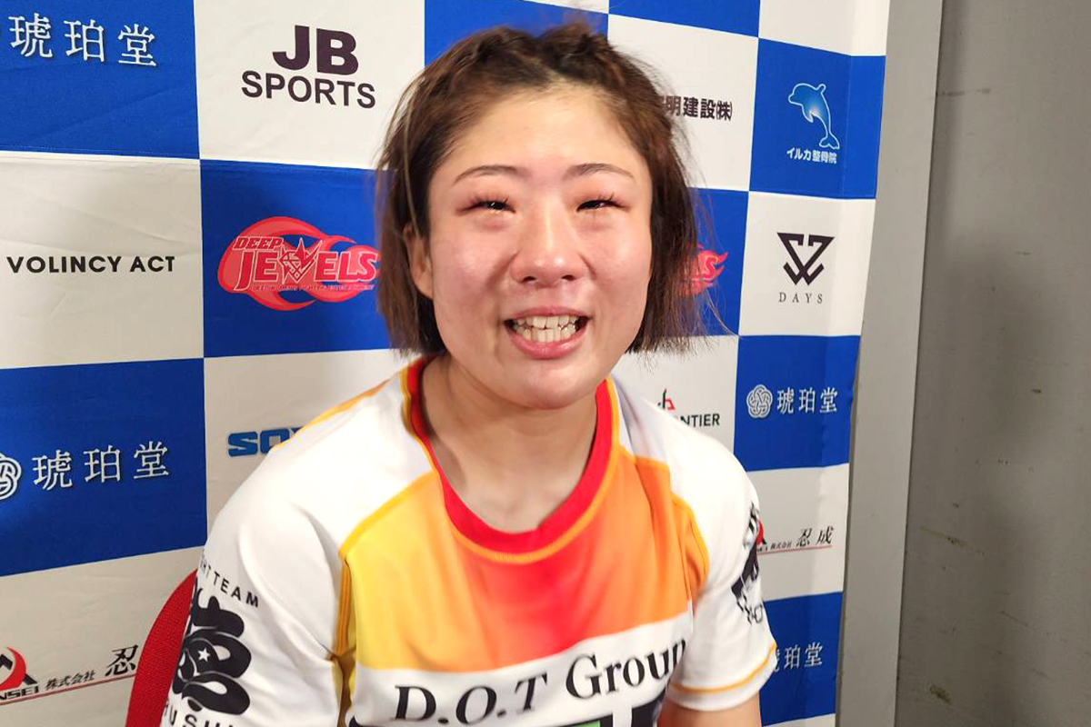 【DEEP】試合4日前に父の急逝、前十字靭帯断裂も…JUICYが掴んだ執念のTKO勝ち「お父さんが見に来た試合は全部負けてた」