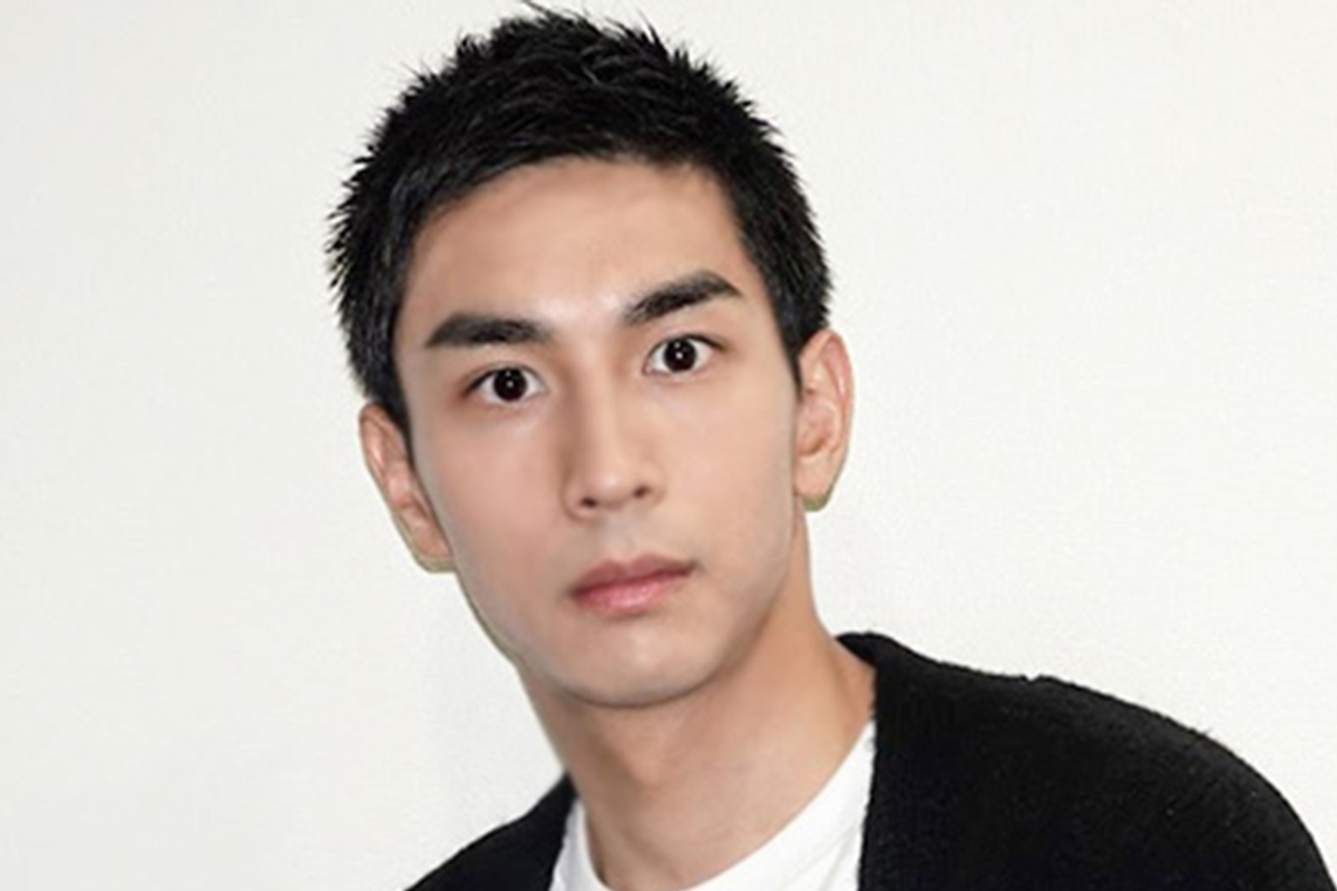 市川知宏、最新ショットに「変わらないビジュアル」「どんどん魅力が増します」の声