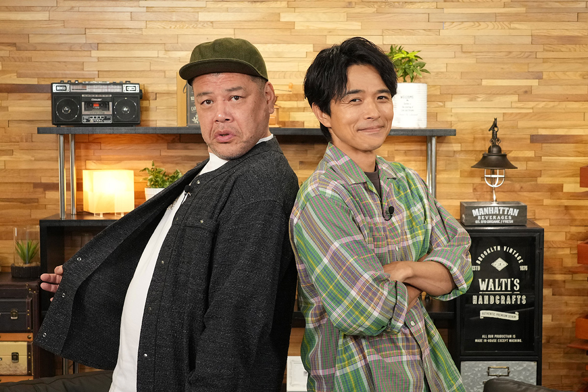 MC初タッグを組む野性爆弾のくっきー！（左）と井ノ原快彦【写真：(C)読売テレビ】