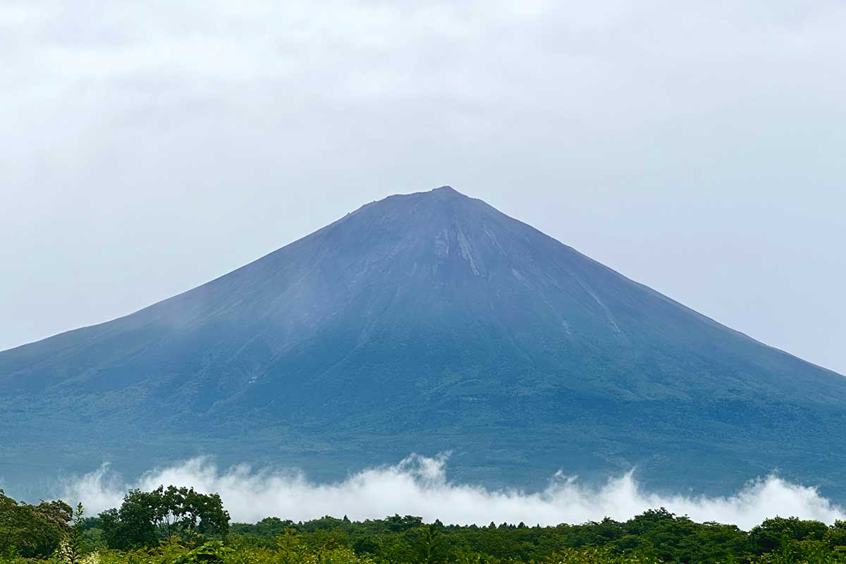 開山シーズン終盤を迎えている富士山（写真はイメージ）【写真：写真AC】