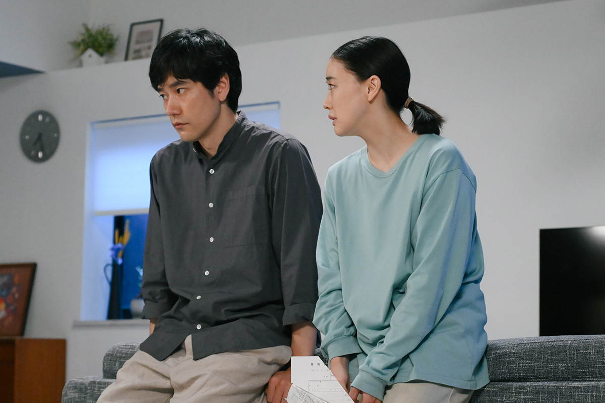 松山ケンイチ(左)との芝居を振り返った蒼井優【写真:(C)TBS】