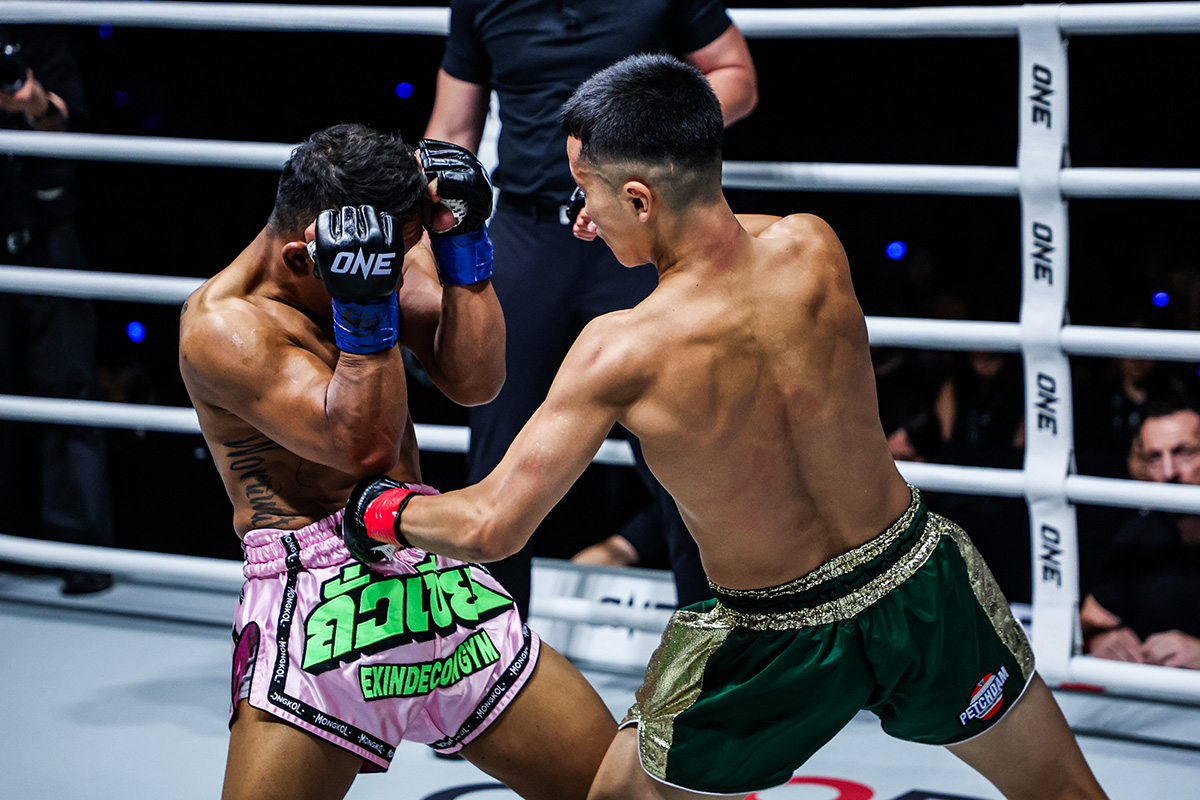 【ONE】大会2日前に緊急参戦“現役高校生”が衝撃KOデビュー　タイ戦士がリングで失神…CEOから150万円ボーナス贈呈