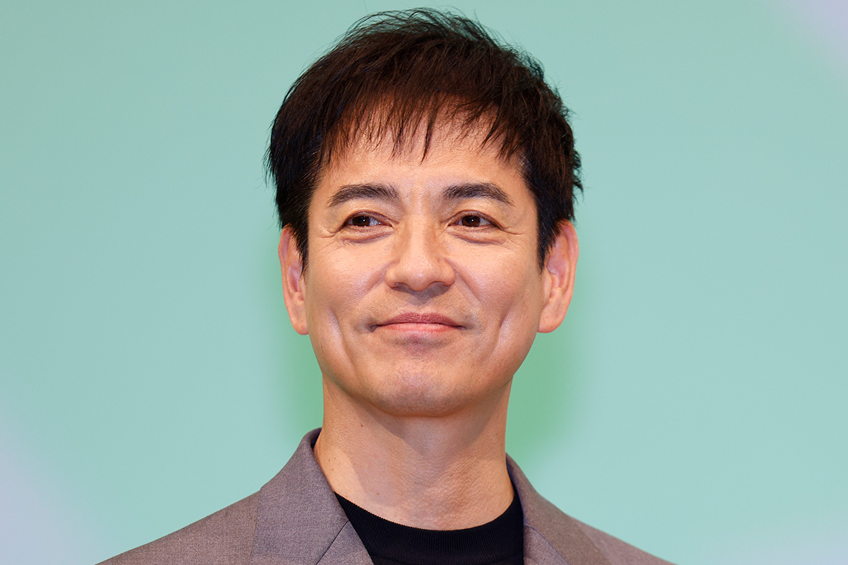「美しすぎるDNA」　沢村一樹、親子ショットにネットざわつく「イケメン」「そっくり」「素敵親子」
