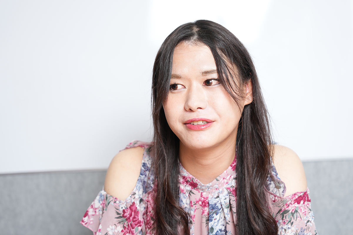 引退から10年、現在は文筆家としての一面も【写真:井上学】