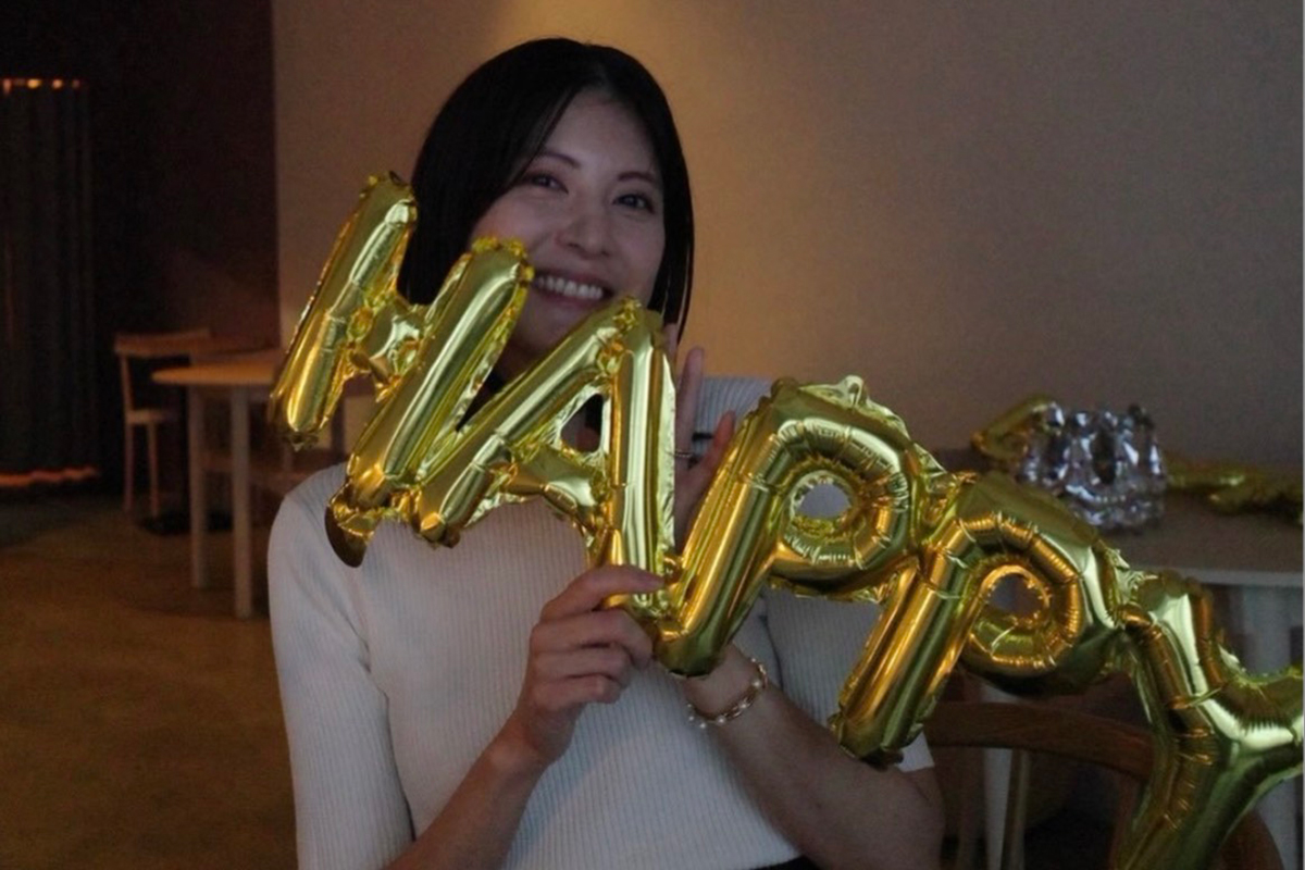 夫は元サッカー日本代表、佐藤ありさの近影に反響「こんな綺麗な38歳見たことない」　長女・長男との2Sも