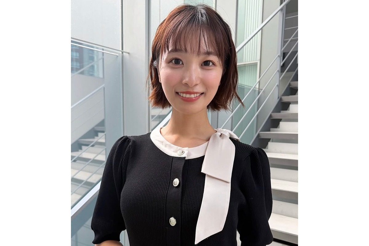 「この服だと大きく見える」　テレ朝お天気お姉さん、朝のニットワンピコーデに1.9万バズ「かわいすぎる」