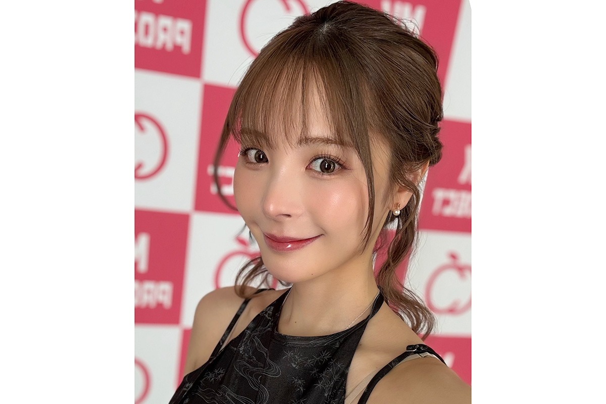桃乃木かながラーメン二郎の厨房で調理　店舗許可もネット議論「やめて欲しい」「なんでダメなんだろ？」