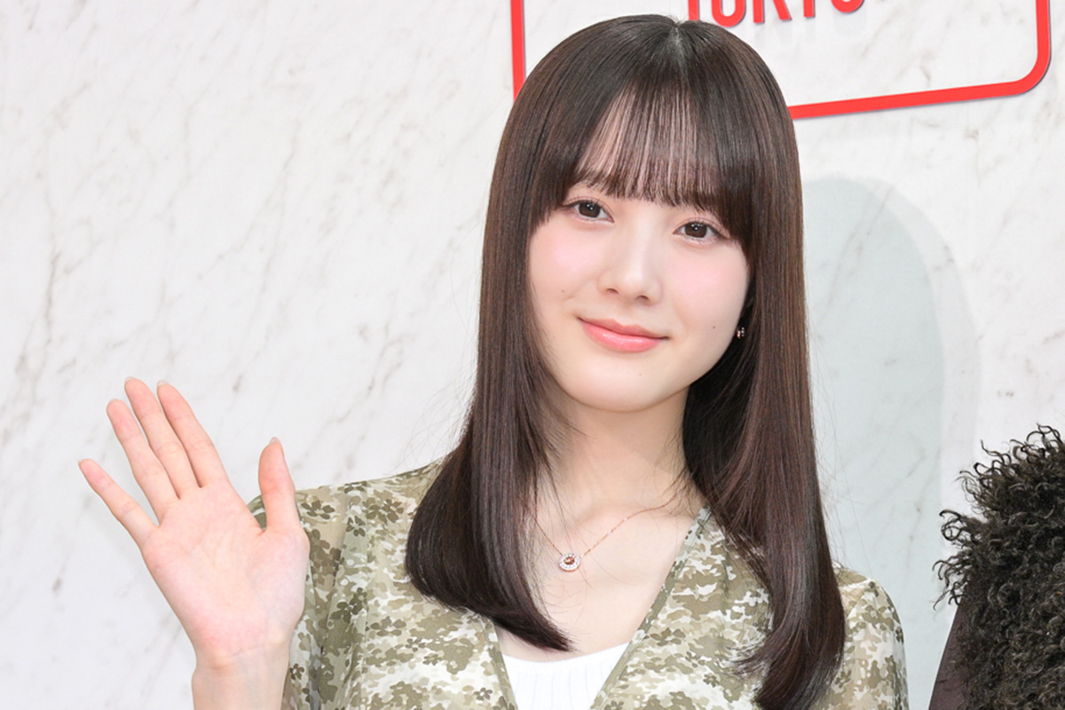 「ビジュ爆発」　腹チラ＆七変化の本田紗来に熱視線「なんて可愛いんだ」「綺麗があふれてる」