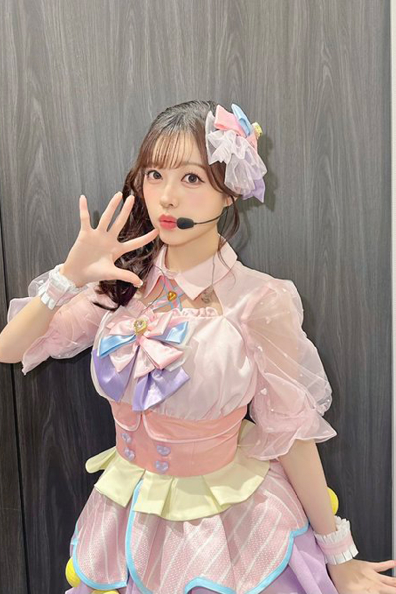 礒部花凜【写真：X（＠Carin_Official）より】