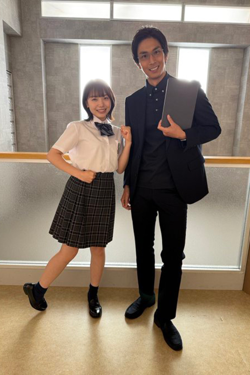 稲垣来泉（左）と市川知宏【写真：X（＠ichitomo96）より】